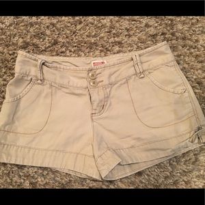 Khaki shorts